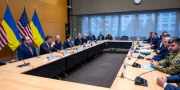 Un “cadre révisé” qui garantit la souveraineté ukrainienne, selon Washington et Kyiv