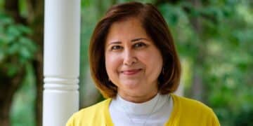 États-Unis : Ghazala Hashmi, première femme musulmane élue vice-gouverneure de Virginie