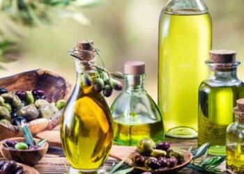 Huile d’olive en Tunisie : Appel à encadrer les prix entre 6 et 10 dinars