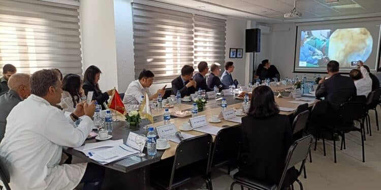 Tunisie : première intervention au laser Thulium à l’hôpital Habib Thameur