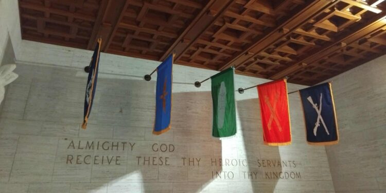 Carthage : Dans la chapelle du Mémorial américain de la Deuxième guerre mondiale