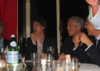 Affaire Epstein : Des clichés impliquant des figures mondiales rendus publics