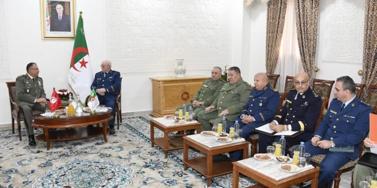 Coopération militaire : Haut niveau de concertation entre Tunis et Alger