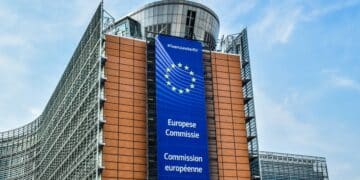 L’UE classe la Tunisie parmi les pays sûrs : Un tournant majeur pour les demandes d’asile