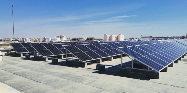 Transition verte : L’université de Sfax mise sur l’énergie solaire pour l’électrique