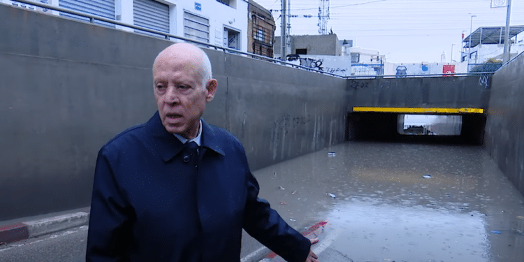 Après les inondations, Kaïs Saïed accuse la corruption et l’urbanisme anarchique