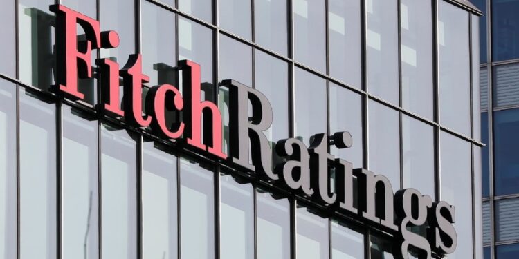 Fitch Ratings maintient la note "B-" de la Tunisie et la retire de la liste des pays sous surveillance