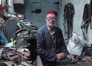 Everyday Tunisians : Mondher en l'antre du sellier