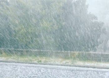 Vents violents et pluies intenses : Alerte maximale pour les usagers de la route