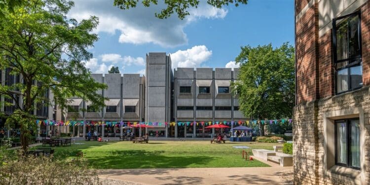 Oxford propose des bourses aux doctorants tunisiens