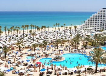 Pourquoi la Tunisie entre dans le Top 50 mondial du tourisme… et pourquoi elle reste en bas du classement