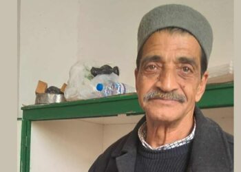 Chokri, au seuil de la zaouia de Sidi Mahrez