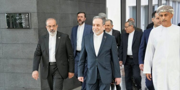 L’Iran a qualifié de « bon départ » les négociations indirectes menées avec les États-Unis à Oman
