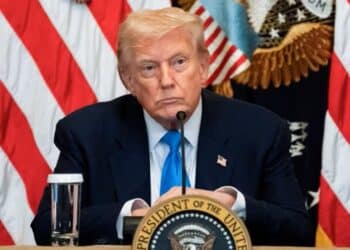 Trump annonce la fin de tous les échanges commerciaux avec l’Espagne