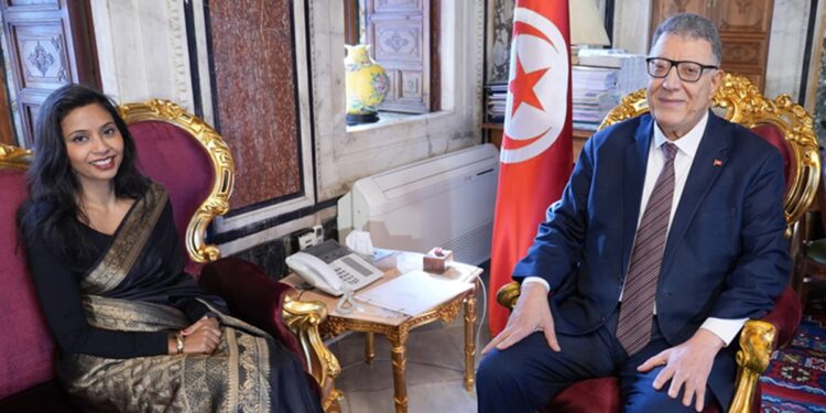 Rencontre au palais du Bardo entre Brahim Bouderbala et l’ambassadrice de l’Inde en Tunisie Devani Uttam Khoragade, le 16 février 2026.