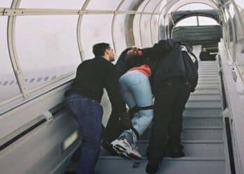 Tunisie : 498 migrants expulsés d’Allemagne en 2025, un "record" fustigé par le FTDES