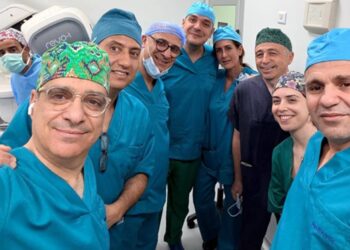 Une hystérectomie réalisée par chirurgie robotique à l’hôpital Charles Nicolle