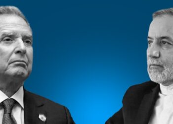 Steve Witkoff, émissaire de la Maison Blanche, et Abbas Araghchi, ministre iranien des Affaires étrangères.