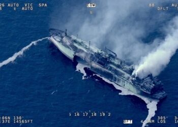 Un méthanier russe coule au large de la Libye après des explosions mystérieuses