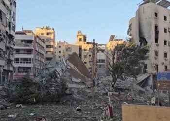 Conflit Iran–Israël : Téhéran bombardée, Beyrouth à son tour frappée