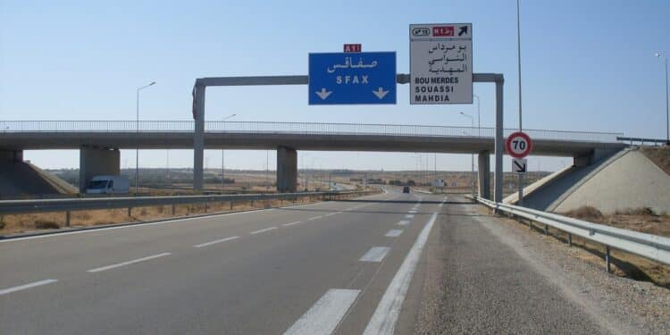 Infrastructures routières en Tunisie : 80 projets en cours pour 4,2 milliards de dinars