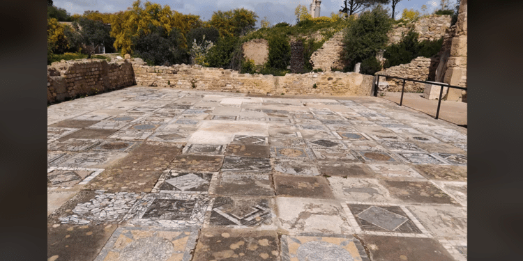 Snapshot : Le magnifique rébus équestre de Carthage