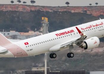 Tunisair sous pression parlementaire : Restructuration et retards au cœur d’une audition