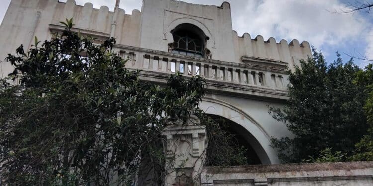 Snapshot : La mystérieuse demeure de la place Pasteur