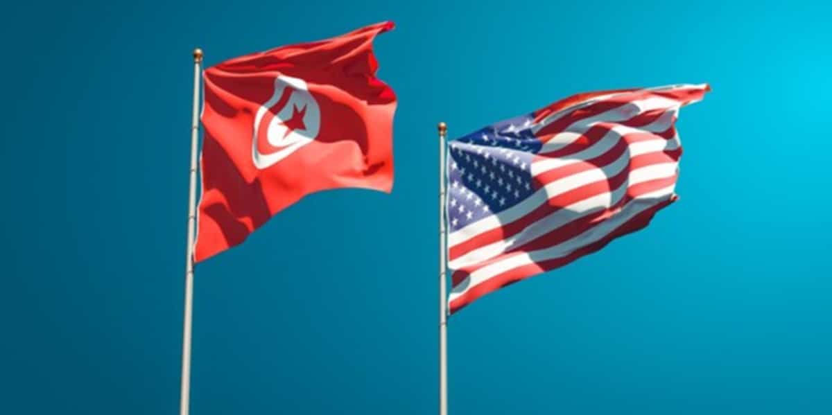 US gives Tunisia nearly $1 million in security equipment