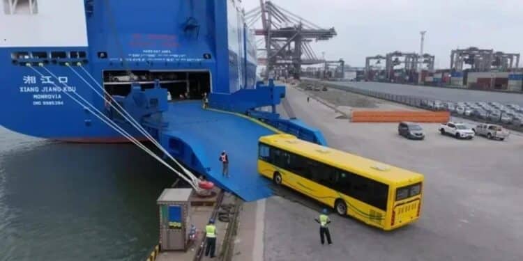 Transport public : La Tunisie boucle la réception des bus chinois et accélère la modernisation du parc