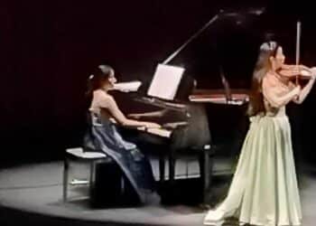 Deux musiciennes japonaises enchantent la Cité de la culture