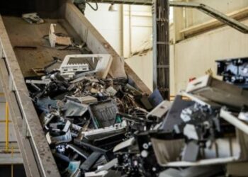Déchets électroniques en Tunisie : Un gisement stratégique bloqué par des lourdeurs réglementaires