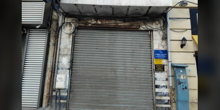 Snapshot : Qui saura trouver ce qui se cache derrière ce rideau de fer ?