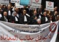 Tunis : Les avocats affichent leur colère devant le Palais de justice