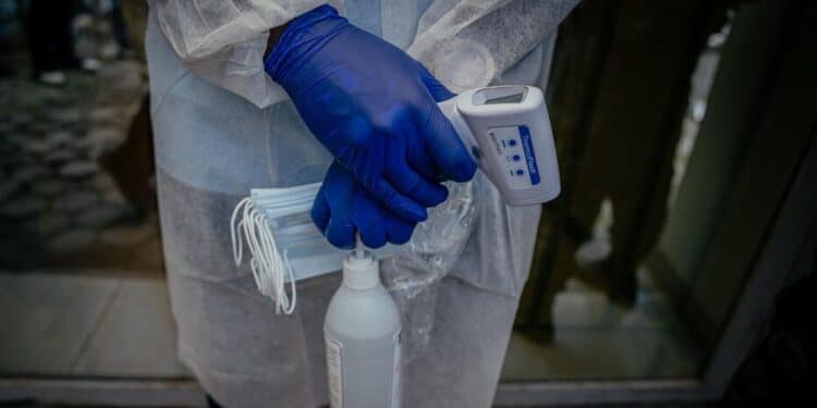 Un premier cas suspect d’Ebola détecté en France