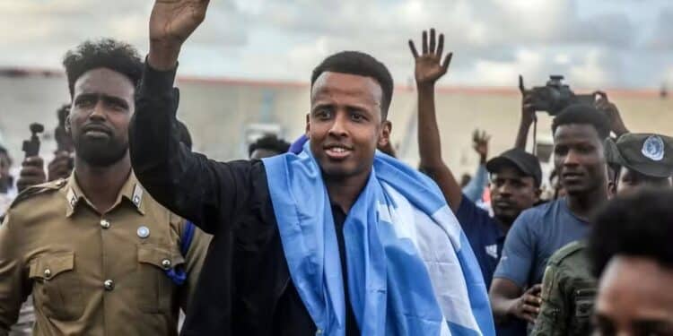 Refoulé des États-Unis, l’arbitre somalien Omar Artan désigné pour la Supercoupe d’Europe