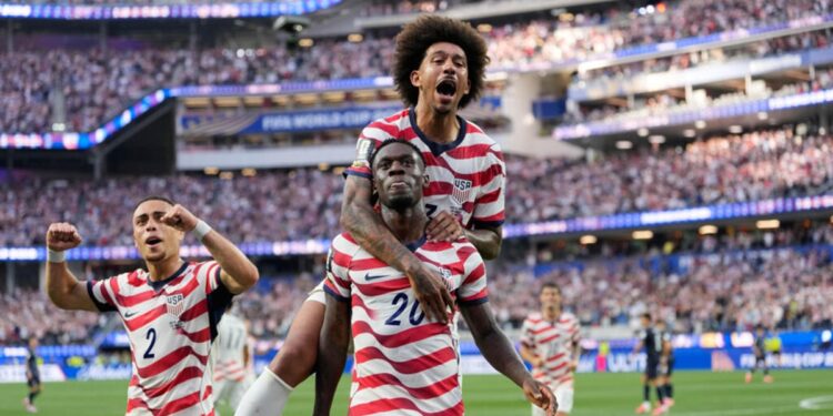 Mondial 2026 : Les États-Unis frappent fort, le Canada accroché d’entrée
