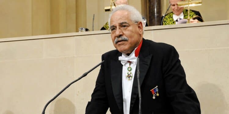 L’ancien ministre de la Culture Ezzeddine Bach Chaouch remis en liberté
