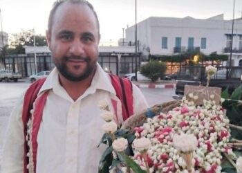Everyday Tunisians : Des jasmins pour une soirée à la Goulette