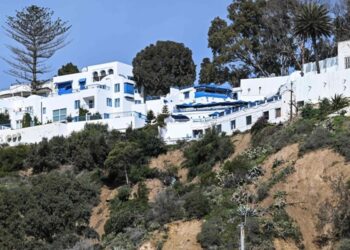 Sidi Bou Saïd : L’État accélère la sécurisation de la colline menacée par les glissements de terrain