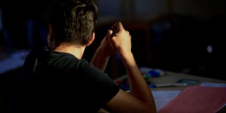 Un réseau de triche au baccalauréat démantelé à Sousse, cinq personnes interpellées