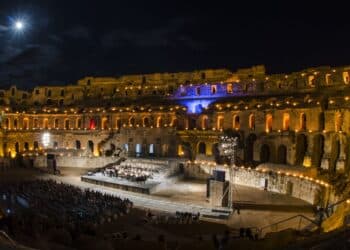 A l'amphith&eacute;&acirc;tre d'El Djem : L'op&eacute;ra de Vienne est de retour