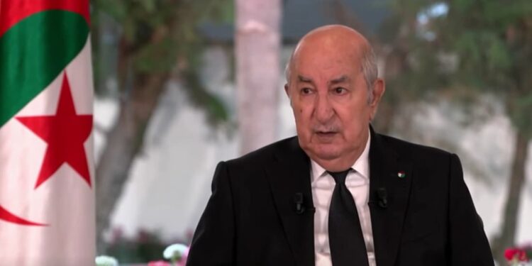 Les déclarations d'Abdelmadjid Tebboune sur la Tunisie ont suscité des interprétations divergentes entre les autorités algériennes, des opposants et plusieurs observateurs.