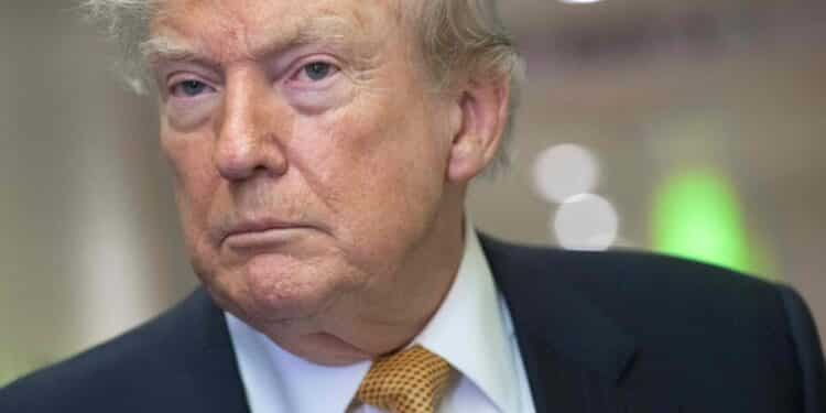 Trump menace de « décimer » l'Iran en cas de tentative d'assassinat