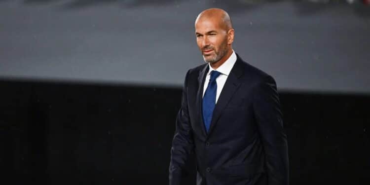 Équipe de France : Zinédine Zidane officiellement nommé sélectionneur des Bleus