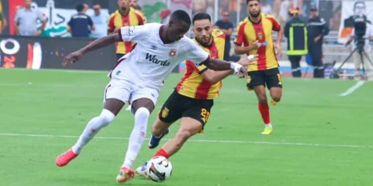 Ligue 1 : L&rsquo;Esp&eacute;rance frappe fort, le CA d&eacute;marre par une victoire