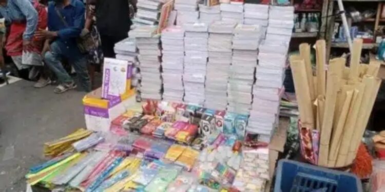 Rentr&eacute;e scolaire : Plus de 33.000 fournitures non conformes d&eacute;truites ou r&eacute;export&eacute;es