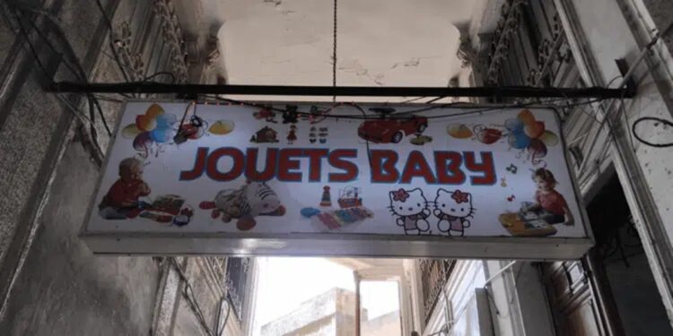 Nostalgies : Un pi&eacute;ton dans sa ville d&eacute;charn&eacute;e