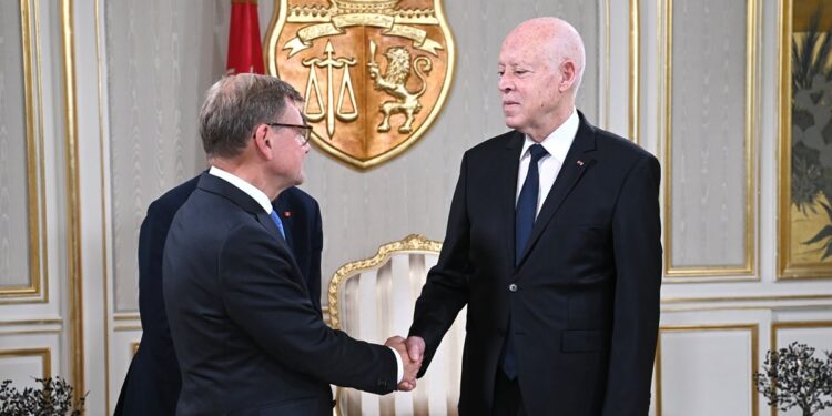 Tunisie-UE : Ka&iuml;s Sa&iuml;ed demande un accord d&rsquo;association &laquo; plus &eacute;quilibr&eacute; et plus juste &raquo;
