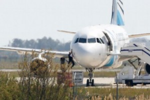 Avion égyptien détourné